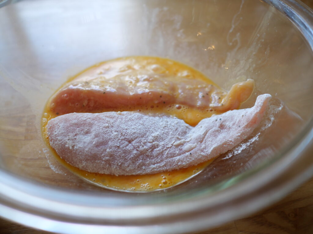 【レシピ】鶏胸肉の香草パン粉焼き　作り方　パセリ