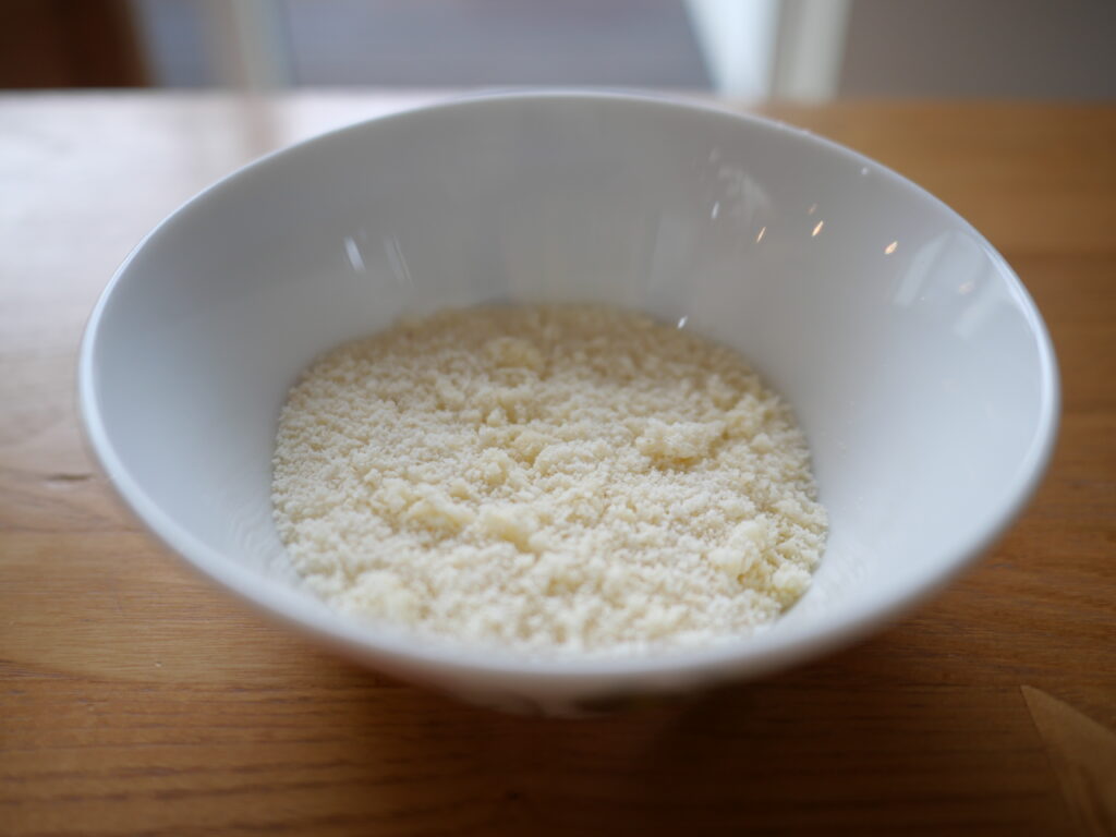 【簡単レシピ】アスパラガスのチーズ焼きの作り方　コンテ　チーズ　アスパラガス